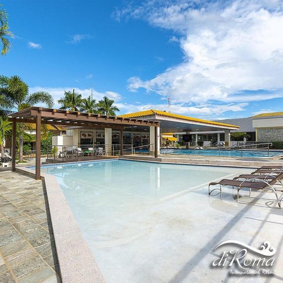 Diroma Resort Internacional Incluso 1 Acesso Ao Acqua Park Vulcao Caldas Novas Exteriör bild